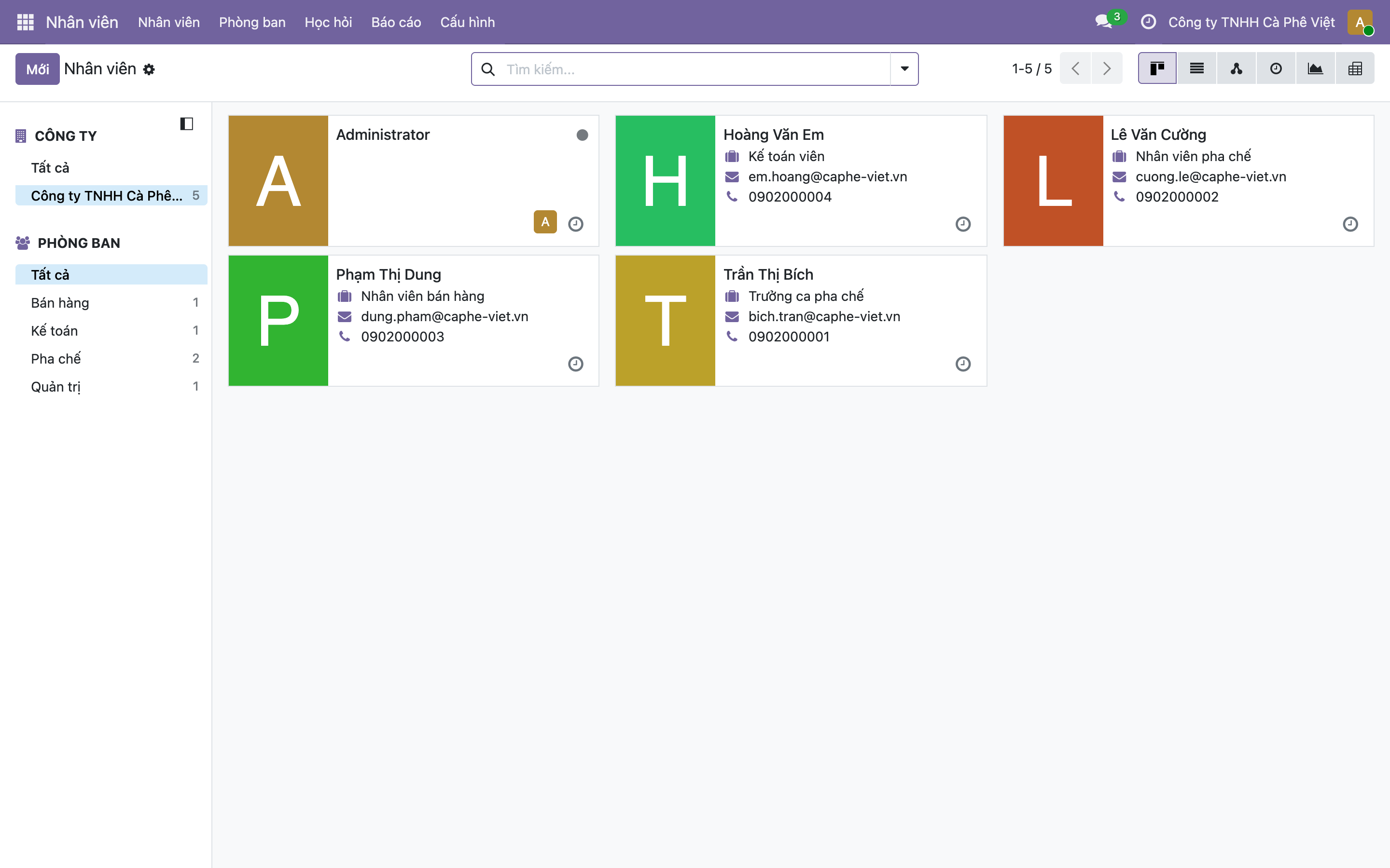 App Nhân viên dạng thẻ với 5 nhân viên gồm Trần Thị Bích Trưởng ca pha chế, Lê Văn Cường, Phạm Thị Dung, Hoàng Văn Em và Administrator; sidebar phòng ban Pha chế 2, Bán hàng 1, Kế toán 1