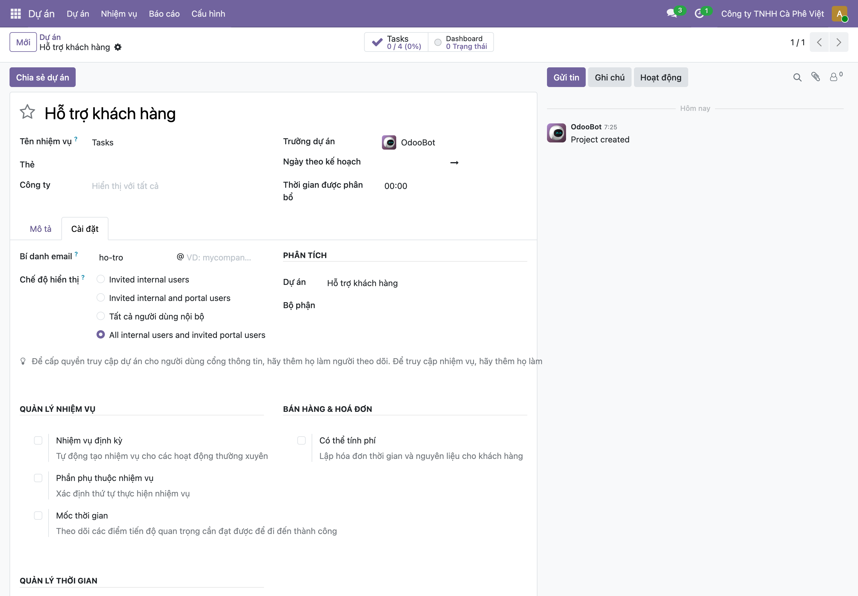 Tab Cài đặt của dự án Hỗ trợ khách hàng, có ô Bí danh email điền ho-tro kèm gợi ý địa chỉ; bên dưới là Chế độ hiển thị, và các mục Quản lý nhiệm vụ, Bán hàng và hóa đơn